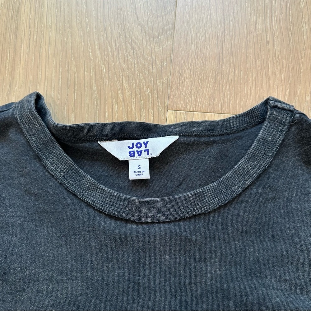 Joylab Women’s Cropped Boxy Tshirt Crop Top Short Sleeve Cotton Tee Black Small - Picture 3 of 9